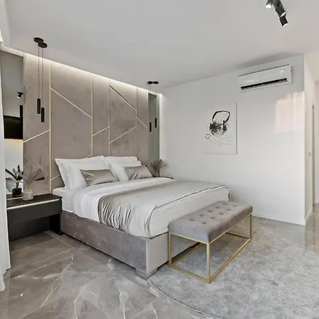 Stunning In With Sauna Makarska