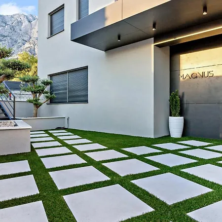 Stunning In With Sauna Feriehus Makarska