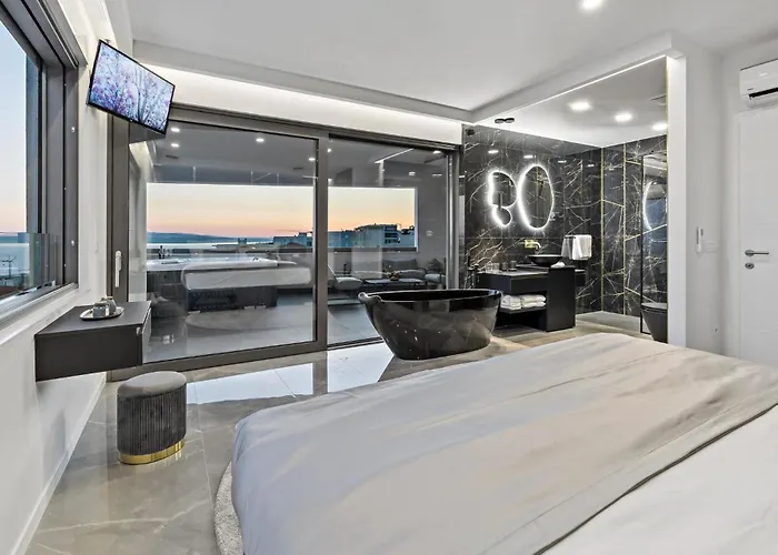 Feriehus Stunning In With Sauna Makarska